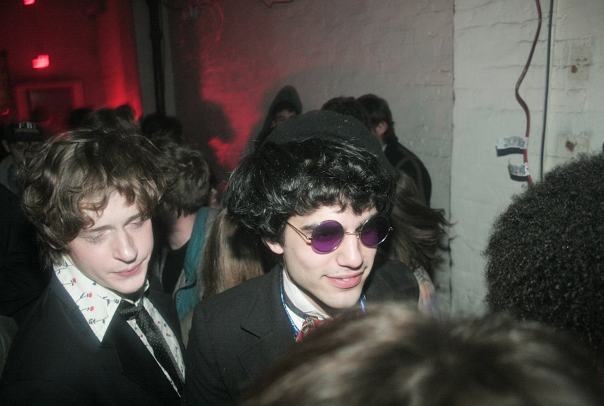 weird magic | nye 2011